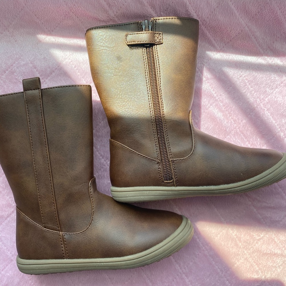 Brown boots